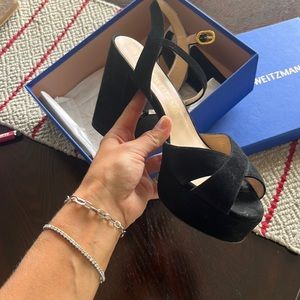 Black, Stuart weirzman 4” heels, good condition